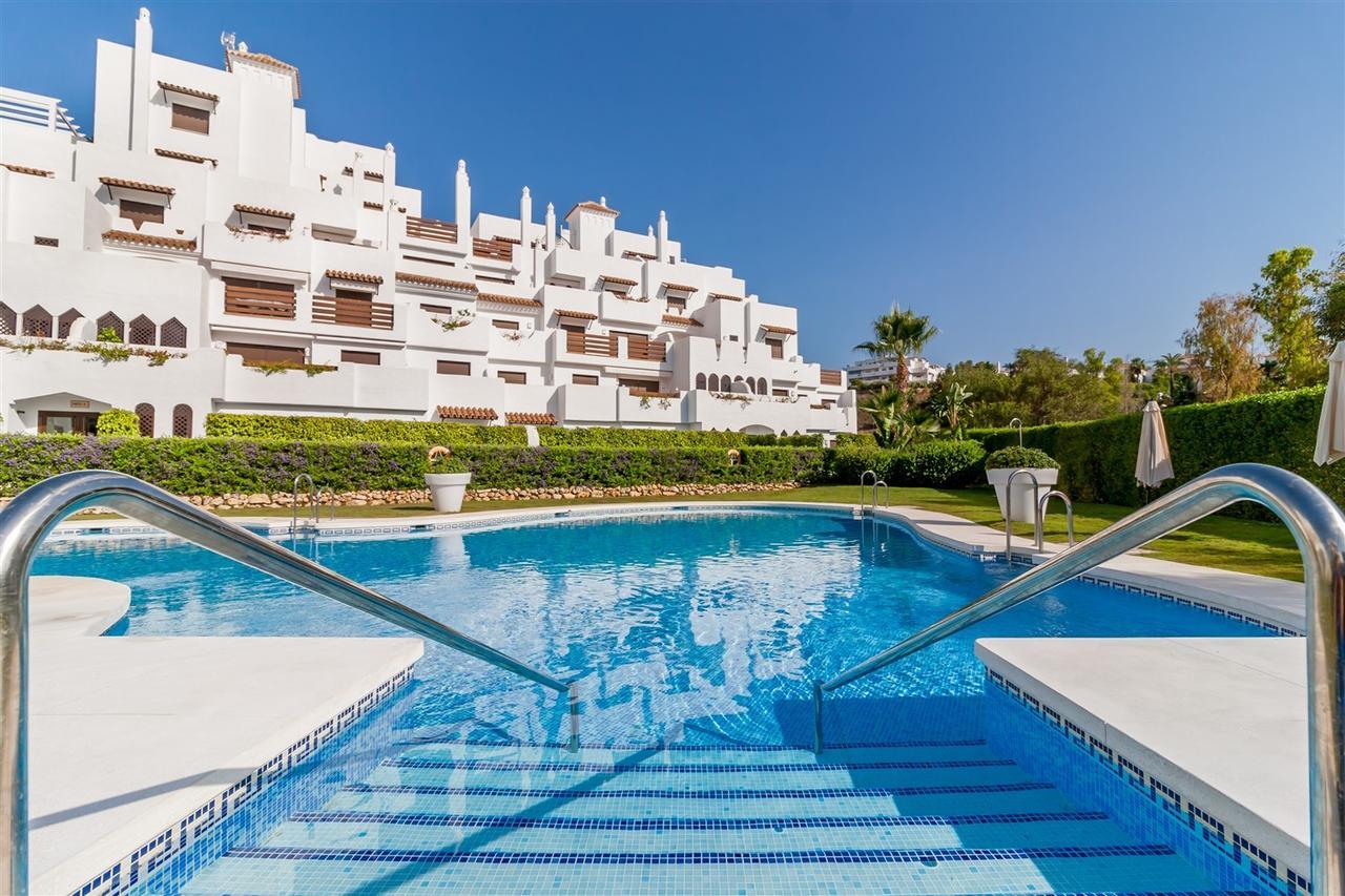 Golf Hill Estepona Canovas Kültér fotó